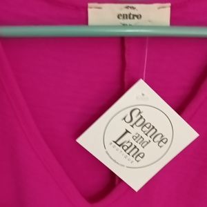 NWT FINAL PRICE Spence & Lane women's fushia v-neck blouse Size Medium